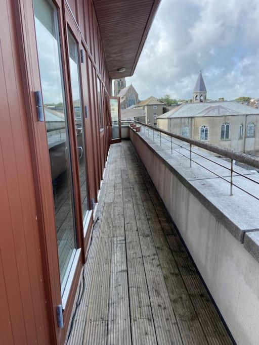 Vera'S Penthouse Wexford Exterior foto